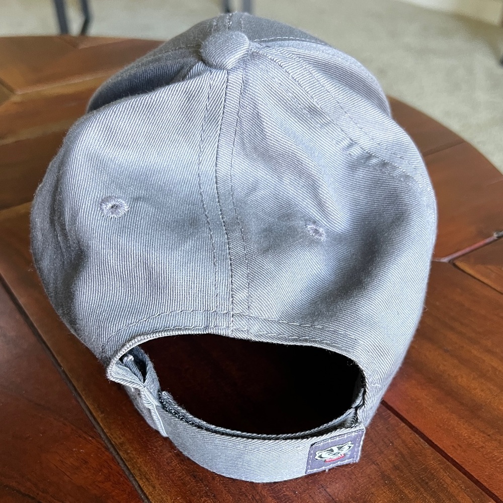 Wisconsin Badgers Baseball Cap - Picture 2 of 3